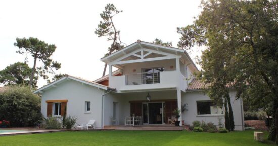 maison a étage à Arcachon avec jardin