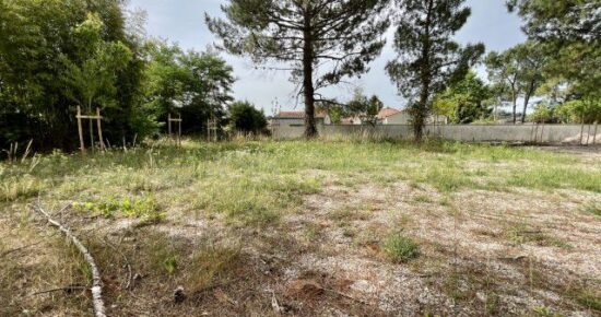 Terrain constructible Le haillan  (Gironde 33)