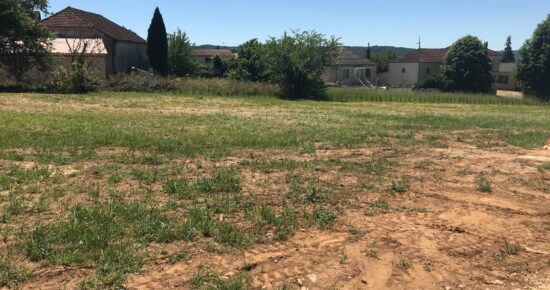 Terrain constructible Prayssac  (Lot 46)