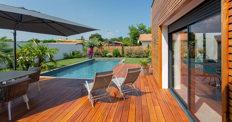 maison design bassin d'Arcachon extérieur terrasse piscine