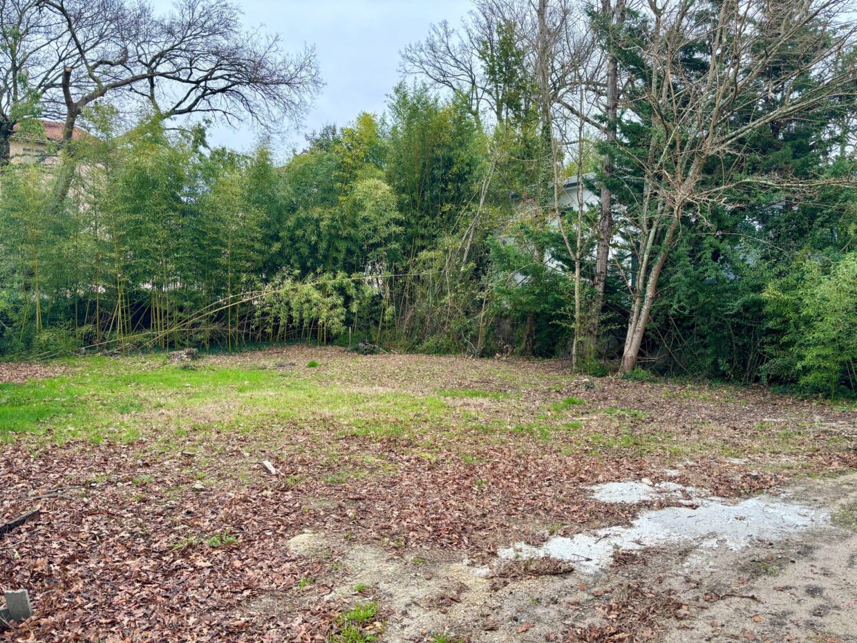 Terrain constructible Bordeaux caudéran  (Gironde 33)