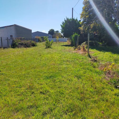 Terrain constructible Saint-magne-de-castillon  (Gironde 33)