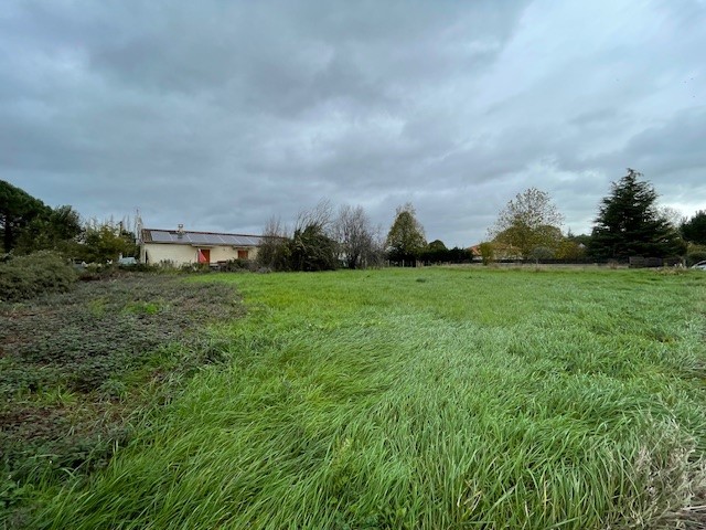 Terrain constructible Sérignac-sur-garonne  (Lot et Garonne 47)