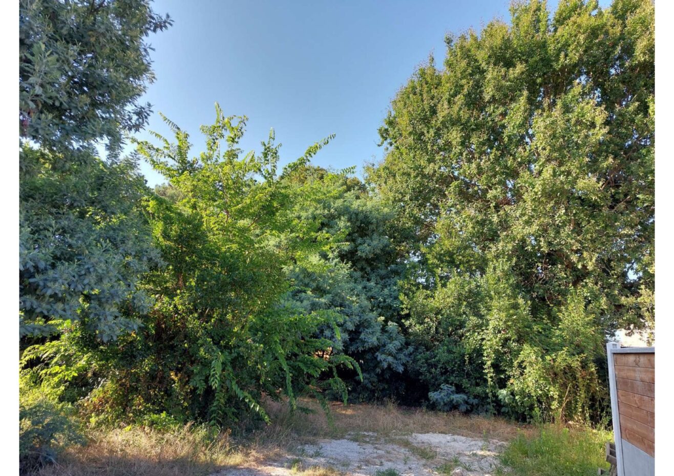 Terrain constructible Gujan-mestras  (Gironde 33)