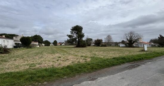 Terrain constructible Saint-augustin  (Charente-Maritime 17)