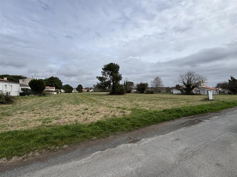 Terrain constructible Saint-augustin  (Charente-Maritime 17)