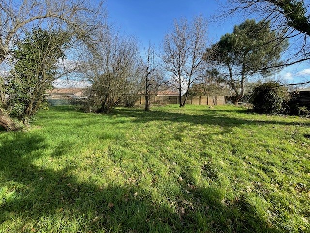 Terrain constructible Saint-nicolas-de-la-balerme  (Lot et Garonne 47)