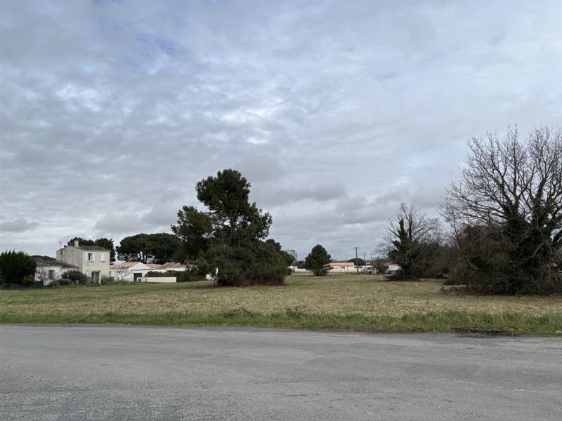 Terrain constructible Saint-augustin  (Charente-Maritime 17)